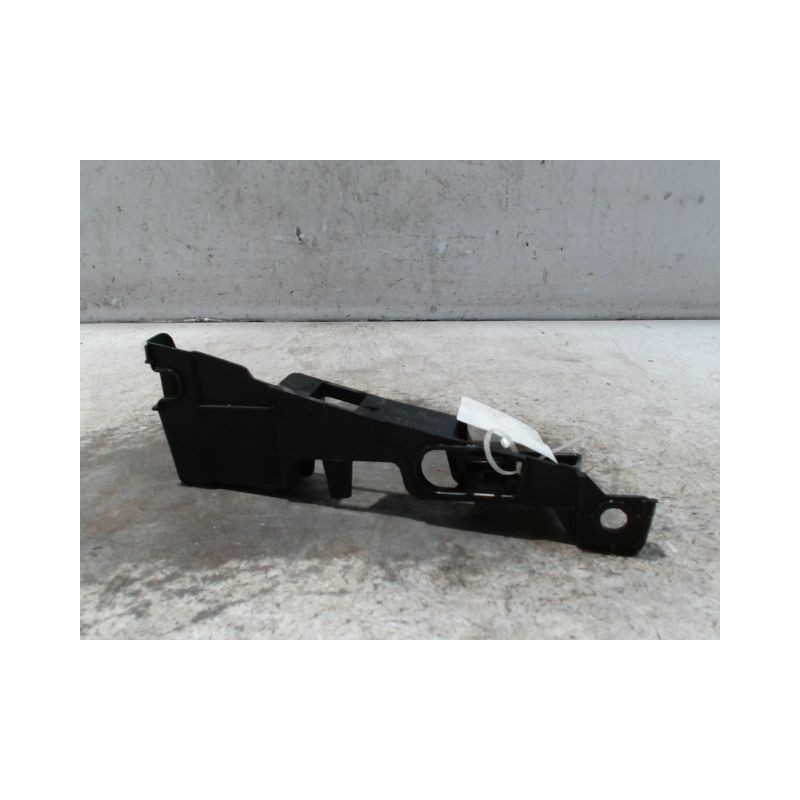 SUPPORT PARE-CHOC AVG CITROEN C4 04-08