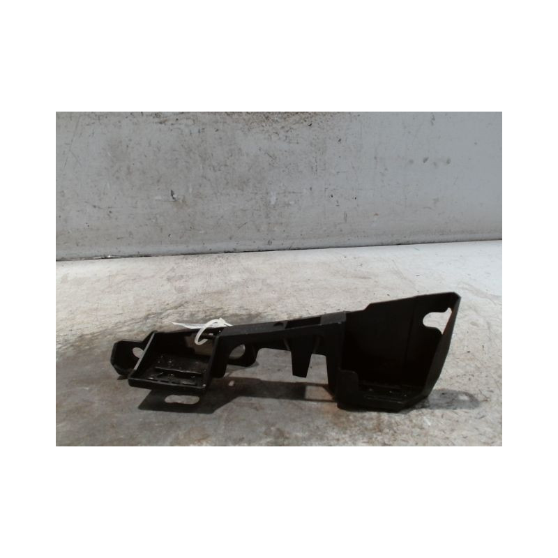 SUPPORT PARE-CHOC AVG CITROEN C4 04-08