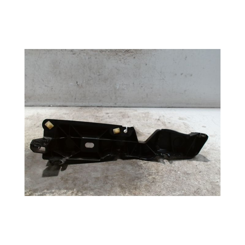 SUPPORT AILE AVD RENAULT SCENIC III 2009-