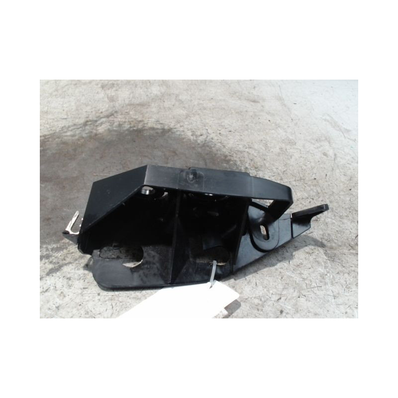 SUPPORT PARE-CHOC AVG PEUGEOT 308 2009-