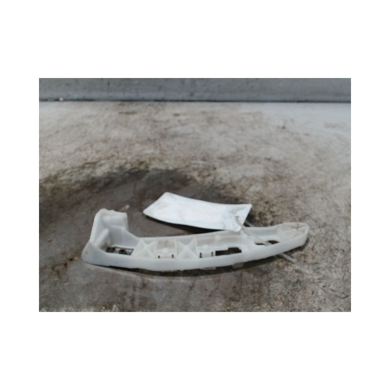 SUPPORT PARE-CHOC ARD PEUGEOT 208