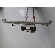 TRAVERSE SUPERIEURE ARMATURE AVANT NISSAN TIIDA