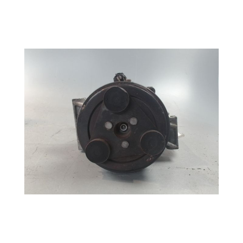 COMPRESSEUR AIR CONDITIONNE NISSAN TIIDA