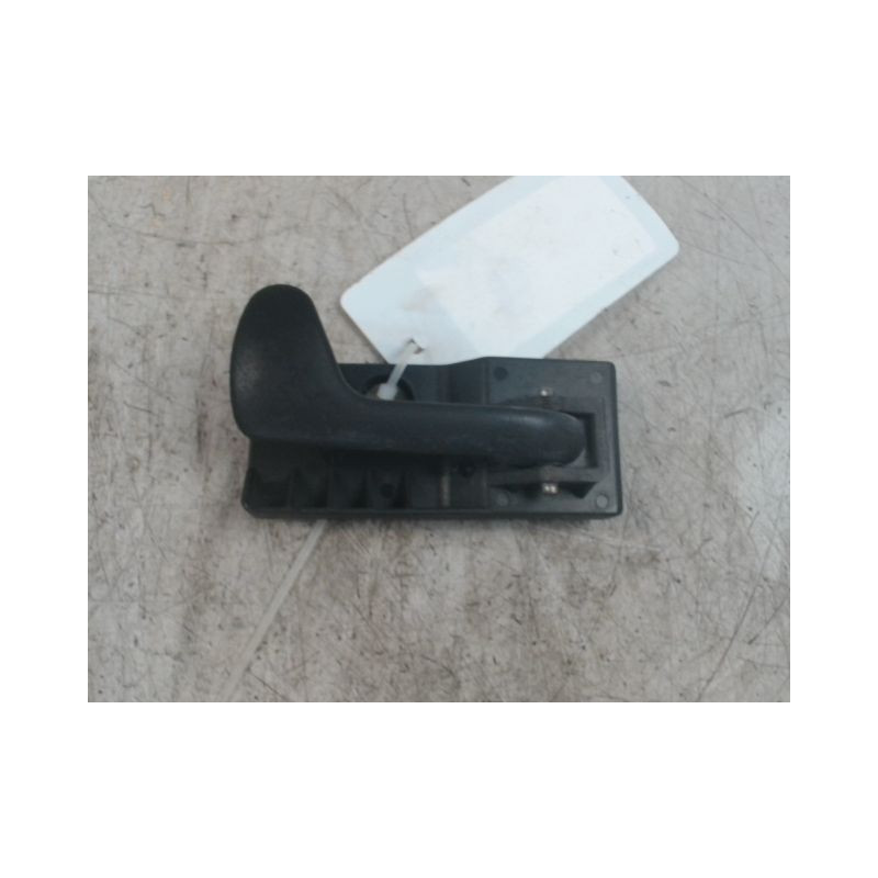 POIGNEE INTERIEURE PORTE AVANT DROIT MICROCAR MC2