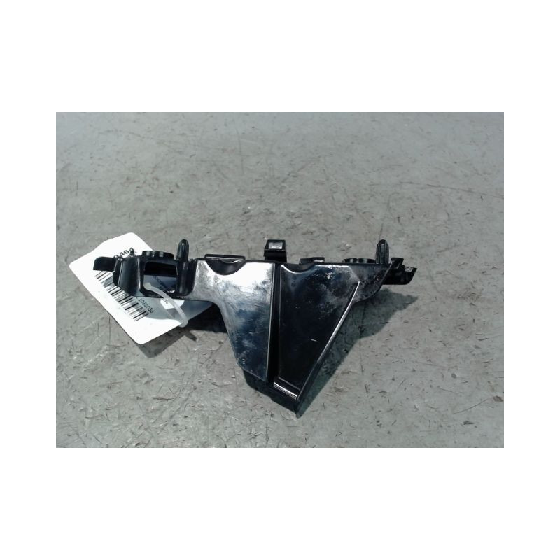 SUPPORT PARE-CHOC AVD PEUGEOT 208