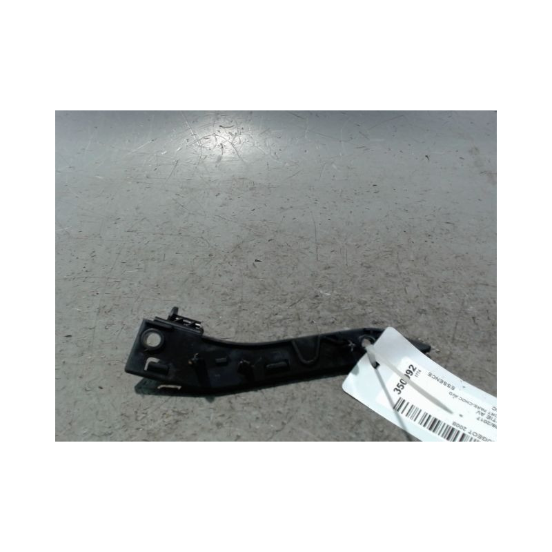 SUPPORT PARE-CHOC AVD PEUGEOT 2008