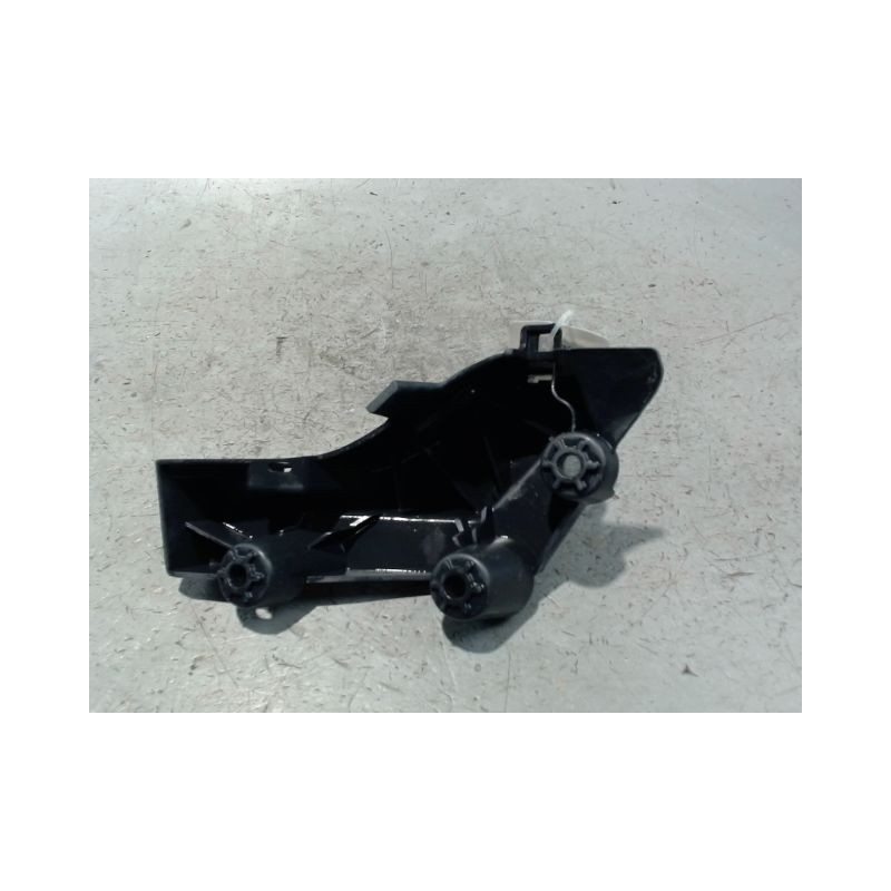 SUPPORT PARE-CHOC ARD CITROEN DS4