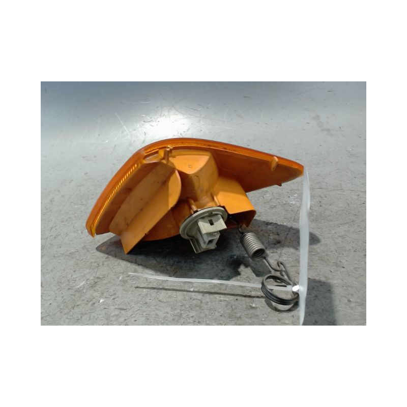 CLIGNOTANT DROIT FORD FIESTA 89-94