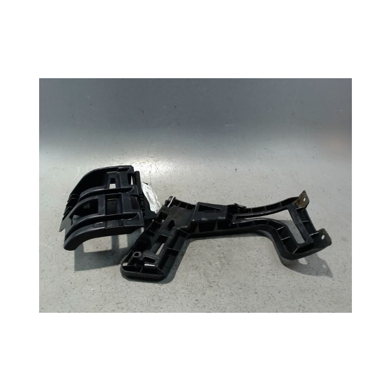 SUPPORT PARE-CHOC ARG PEUGEOT 5008 2009-