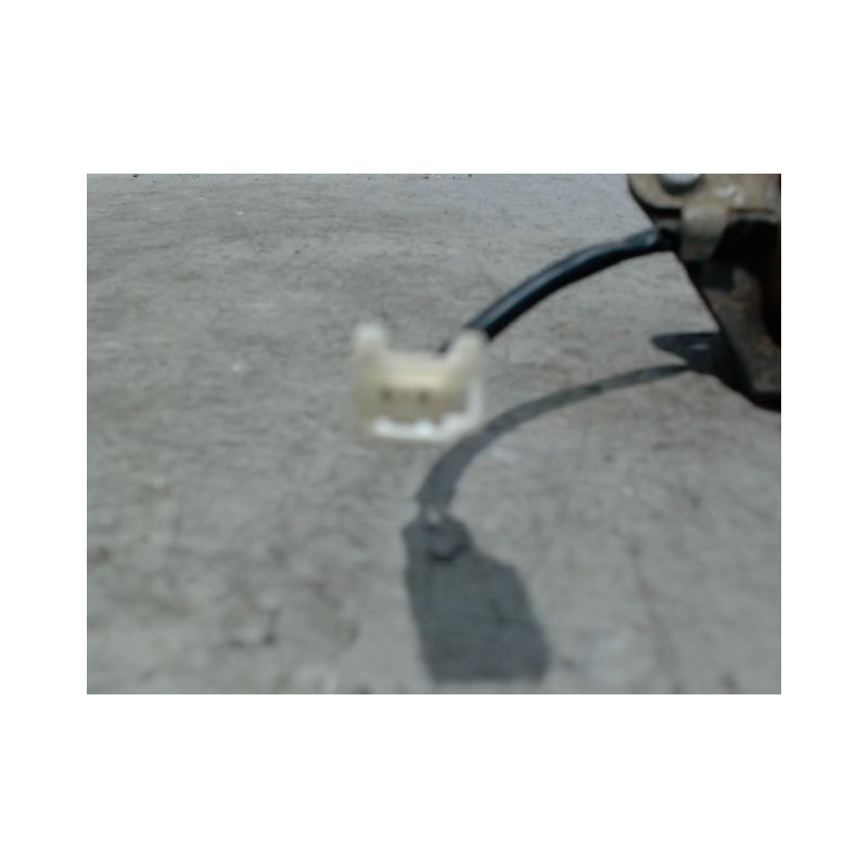SERRURE HAYON  NISSAN ALMERA 2002-