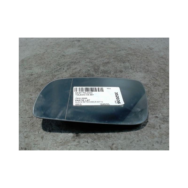 GLACE RETROVISEUR EXT G SEAT TOLEDO 99-