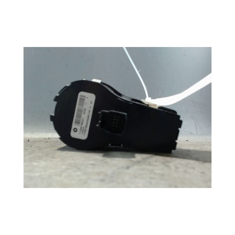 COMMANDE ECLAIRAGE JEEP CHEROKEE 2004-