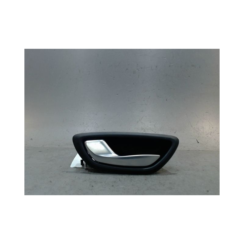 POIGNEE INTERIEURE PORTE AVANT GAUCHE RENAULT MEGANE