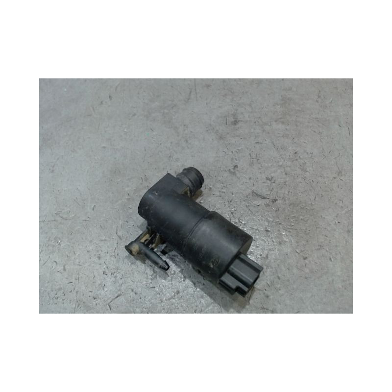 POMPE LAVE-GLACE ARRIERE TOYOTA YARIS