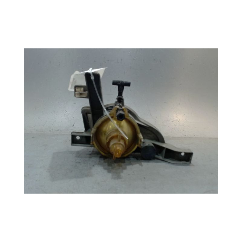 PHARE ANTIBROUILLARD AVANT GAUCHE VOLVO S40
