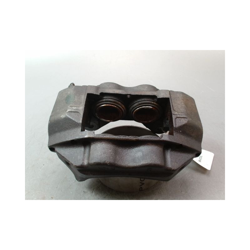 ETRIER DE FREIN AVANT DROIT TOYOTA LANDCRUISER BREAK III Phase 2 (J90) 1999-2003