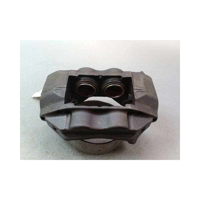 ETRIER DE FREIN AVANT GAUCHE TOYOTA LANDCRUISER BREAK III Phase 2 (J90) 1999-2003