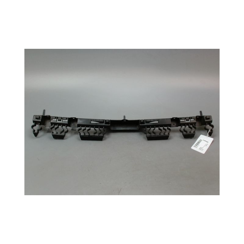 SUPPORT CENTRAL PARE-CHOC ARRIERE  RENAULT CLIO