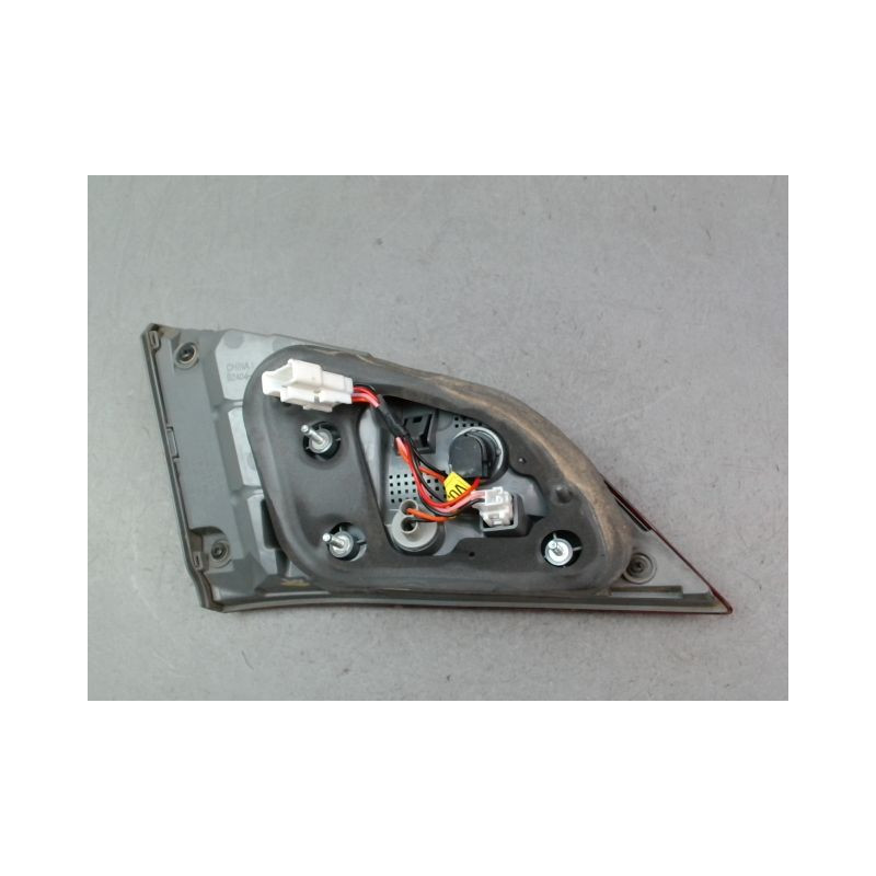 FEU ARRIERE INTERIEUR DROIT HYUNDAI I40