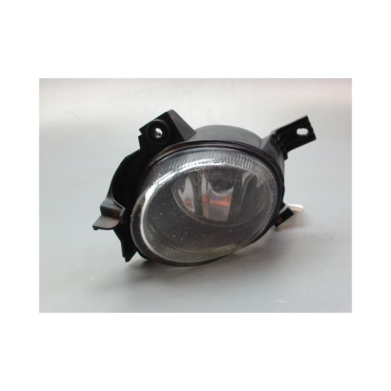 PHARE ANTIBROUILLARD AVANT GAUCHE AUDI A4 BERL. II Phase 2 2004-2008