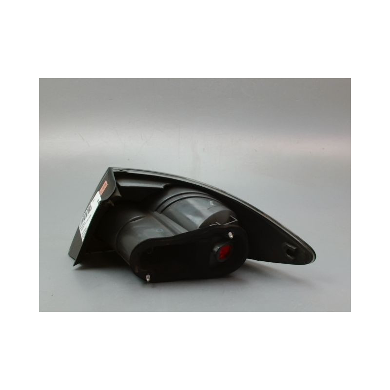 FEU ARRIERE GAUCHE  MAZDA MAZDA 6 2005-