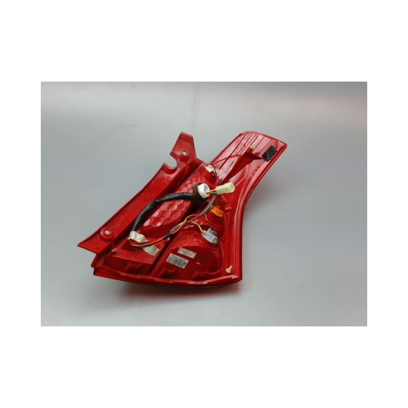 FEU ARRIERE GAUCHE  SUZUKI SWIFT III 2005-2011
