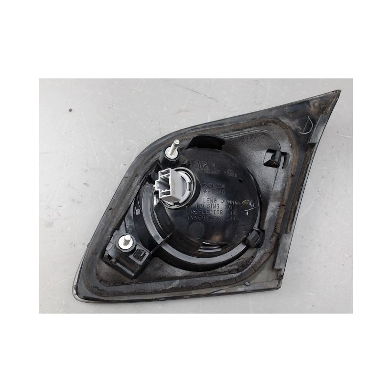 FEU ARRIERE INTERIEUR GAUCHE MAZDA 3