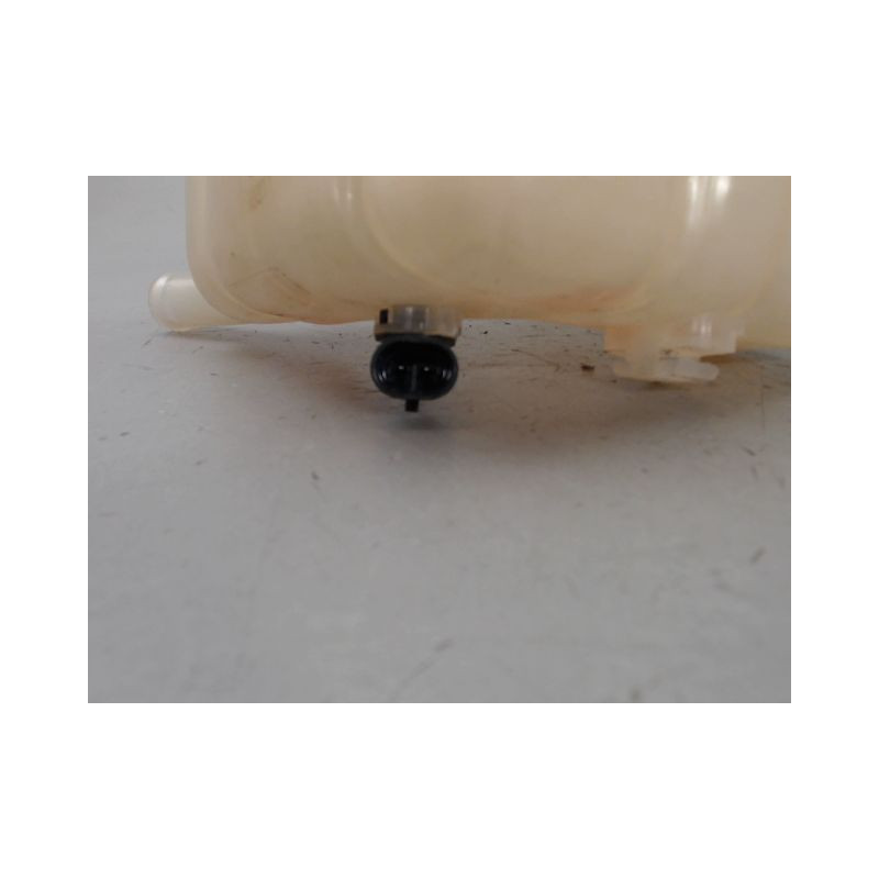VASE EXPANSION OPEL INSIGNIA