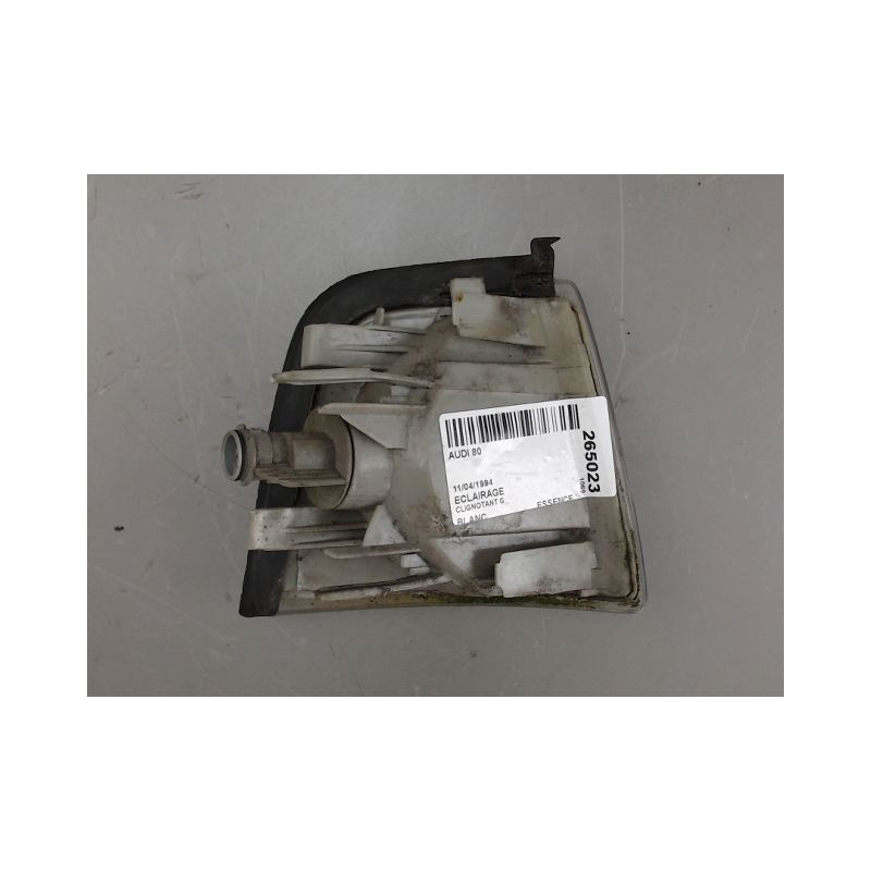 CLIGNOTANT GAUCHE AUDI 80