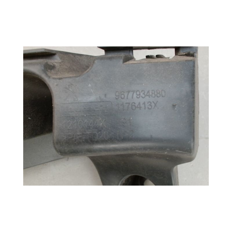 SUPPORT PARE-CHOC ARG PEUGEOT 308