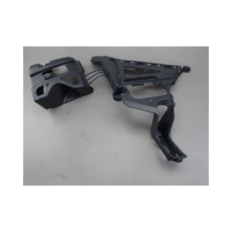 SUPPORT PARE-CHOC ARD RENAULT LAGUNA