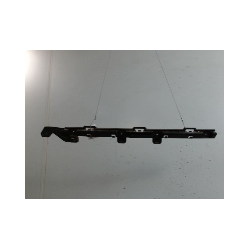 SUPPORT CENTRAL PARE-CHOC ARRIERE  CITROEN C3 AIRCR.