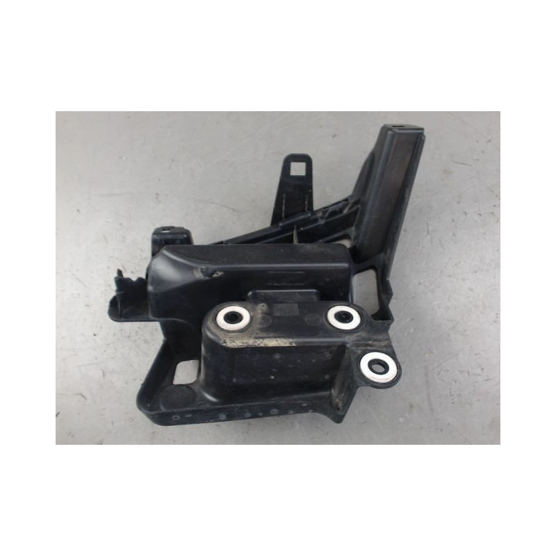 SUPPORT PARE-CHOC ARG PEUGEOT 208