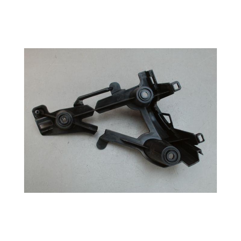 SUPPORT PARE-CHOC ARG PEUGEOT 2008