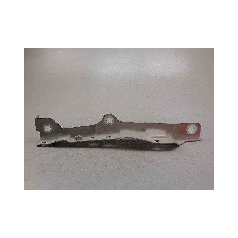 SUPPORT AILE AVD RENAULT CLIO
