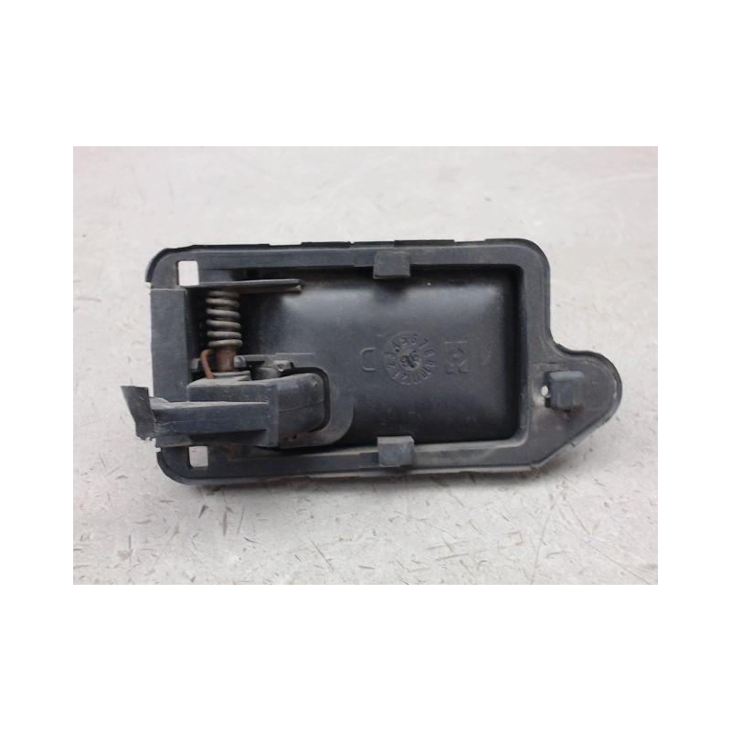 POIGNEE INTERIEURE PORTE AVANT DROIT PEUGEOT 205