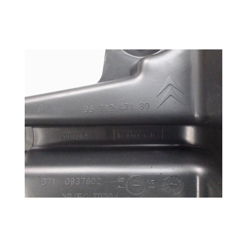 SUPPORT PARE-CHOC ARG CITROEN C4