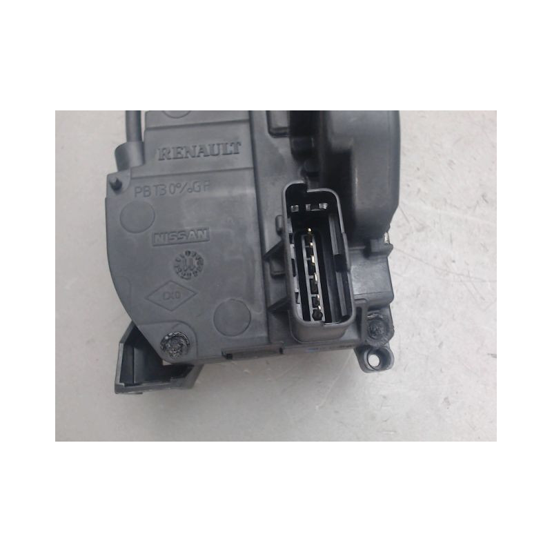 SERRURE PORTE COULISSANTE DROIT RENAULT KANGOO