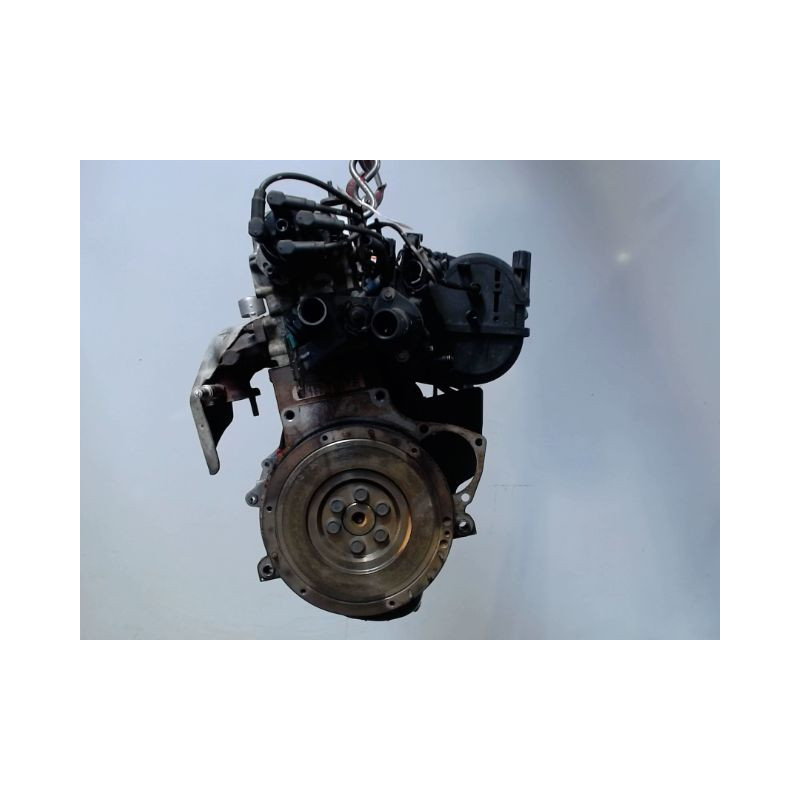 MOTEUR ESSENCE VOLKSWAGEN POLO 94-99 60 1.4