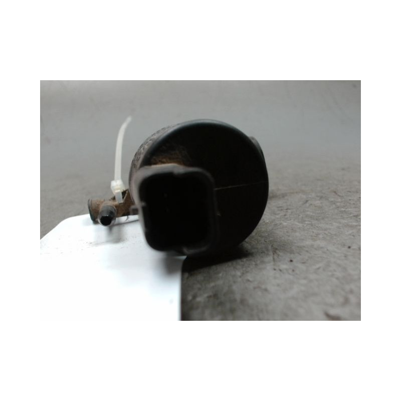 POMPE LAVE-GLACE AVANT RENAULT MASTER