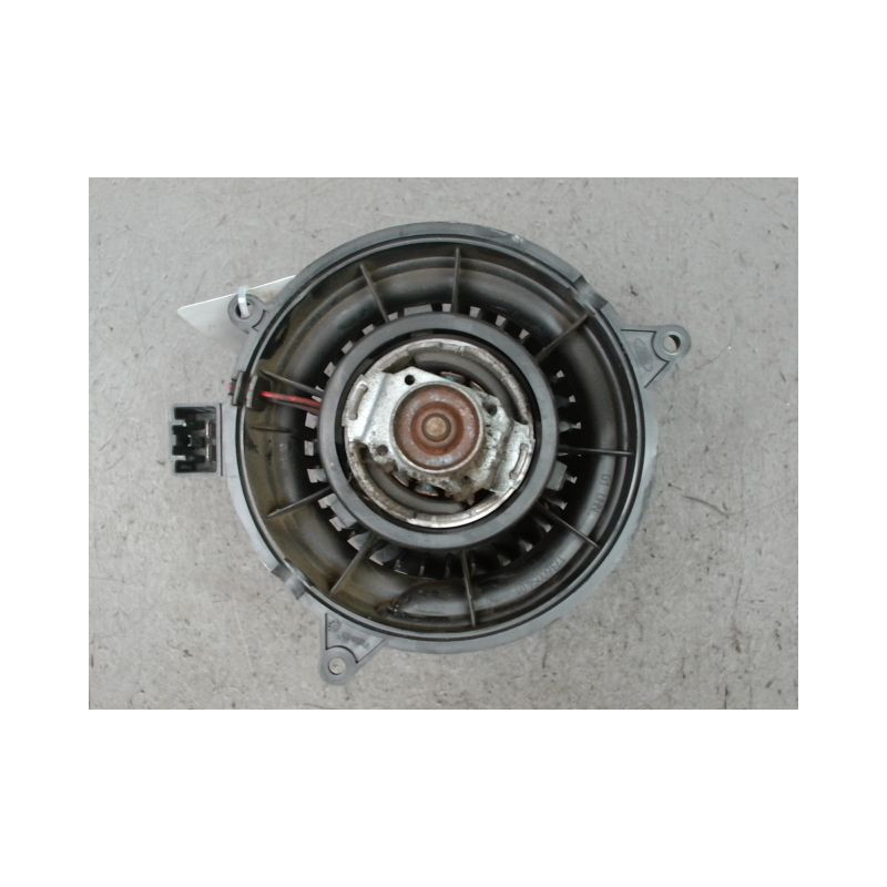 MOTEUR VENTILATEUR CHAUFFAGE FORD FUSION 2005-