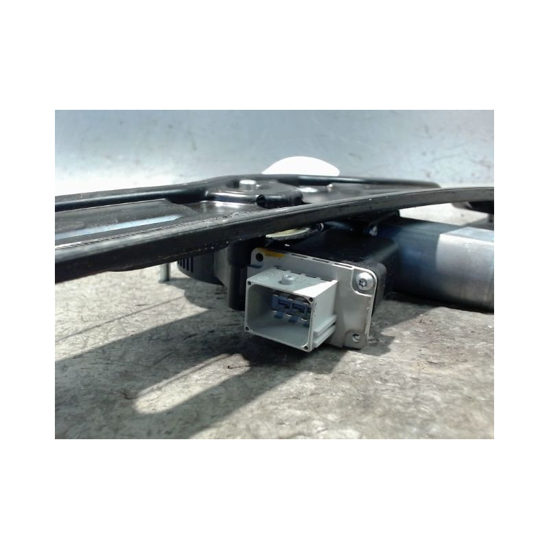 MECANISME+MOTEUR LEVE-GLACE AVANT GAUCHE FIAT 500 2007-