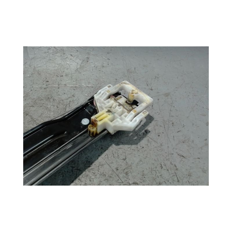 MECANISME+MOTEUR LEVE-GLACE AVANT GAUCHE FIAT 500 2007-