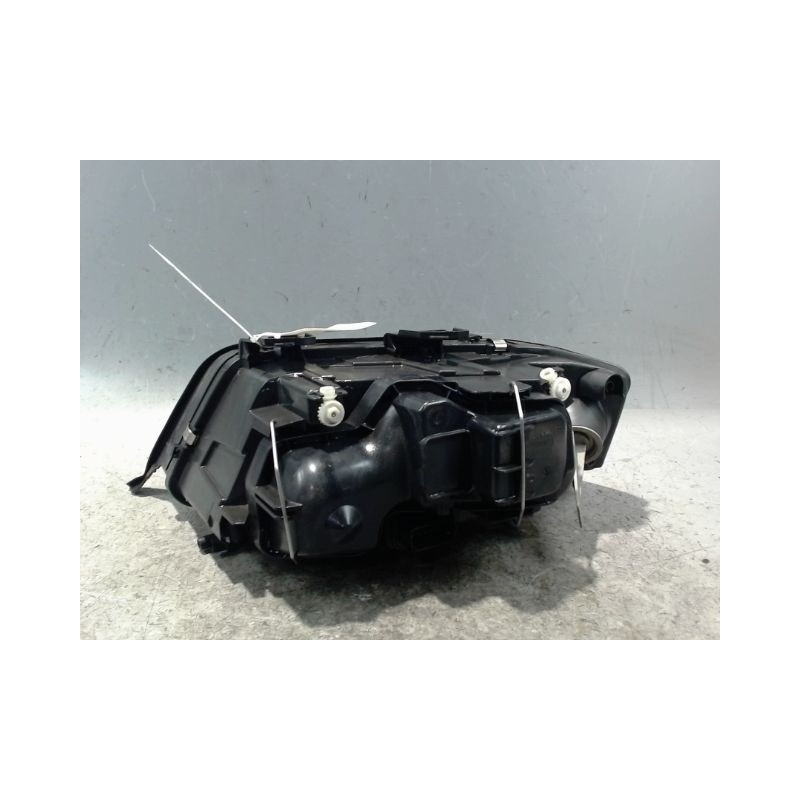 PHARE DROIT AUDI A6 97-2001