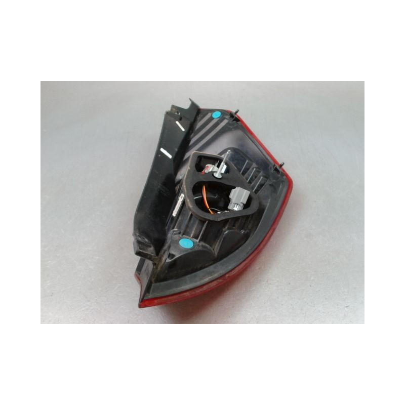 FEU ARRIERE GAUCHE  FORD FIESTA VI PHASE 1 2008-...