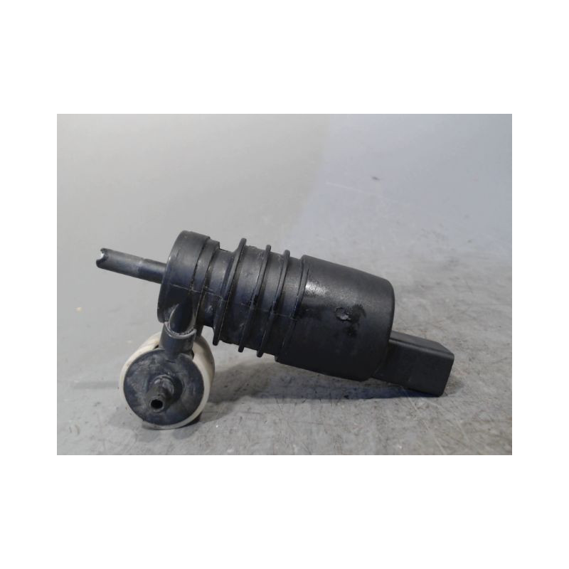 POMPE LAVE-GLACE AVANT MITSUBISHI COLT 2004-