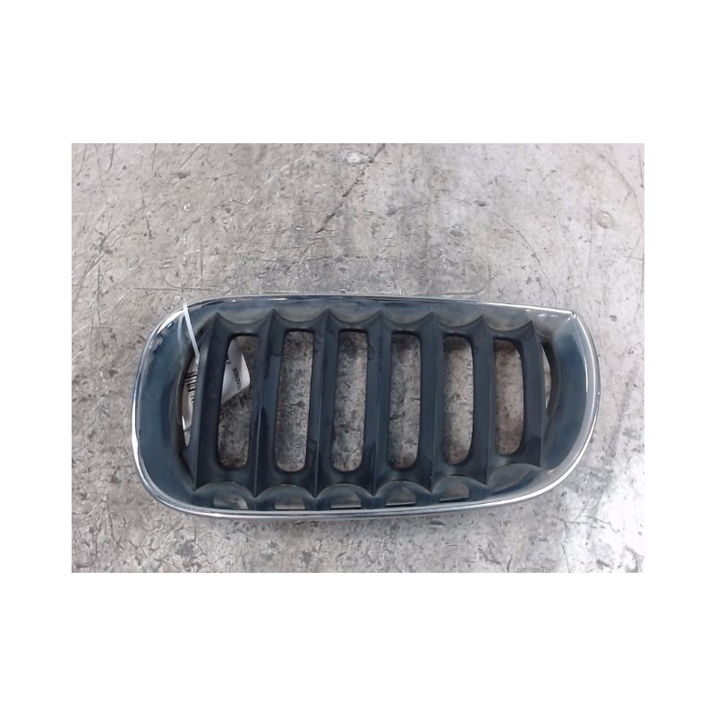 GRILLE CALANDRE GAUCHE BMW X3