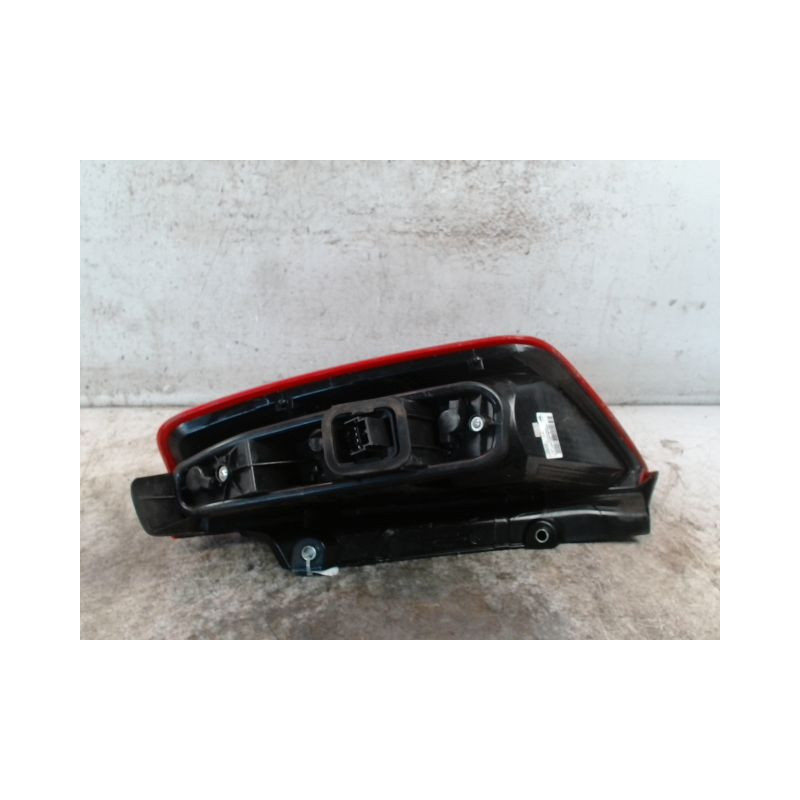 FEU ARRIERE GAUCHE  FIAT GRANDE PUNTO 2005-