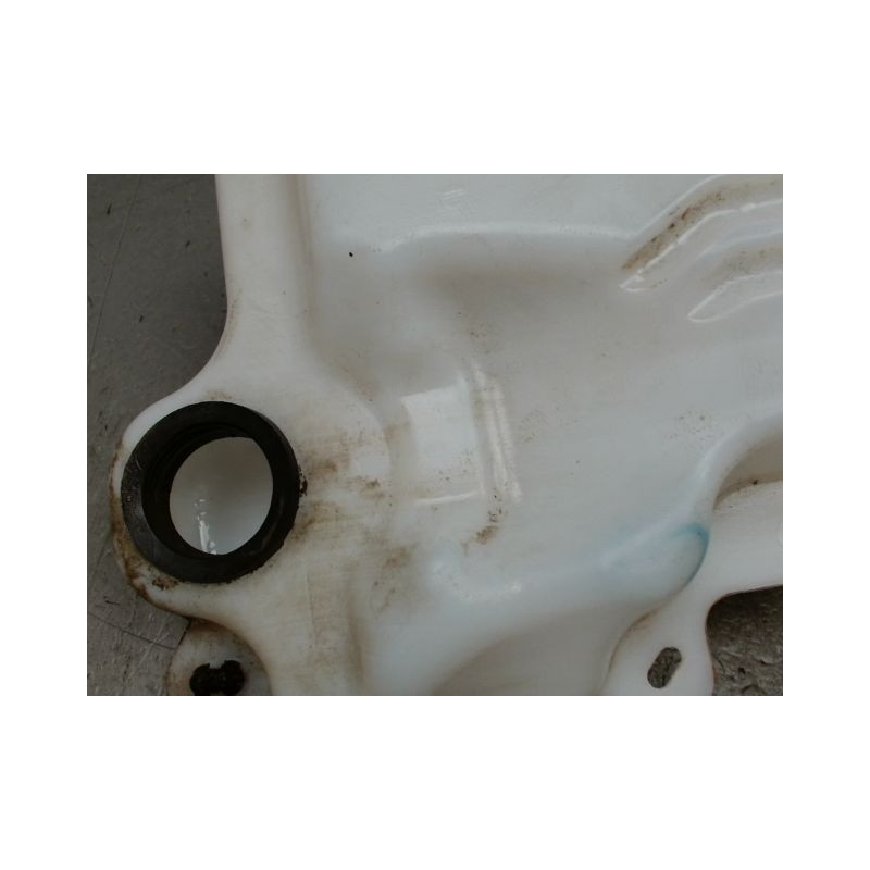 RESERVOIR LAVE-GLACE AVANT FORD PUMA