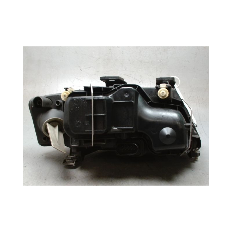 PHARE GAUCHE AUDI A6 97-2001